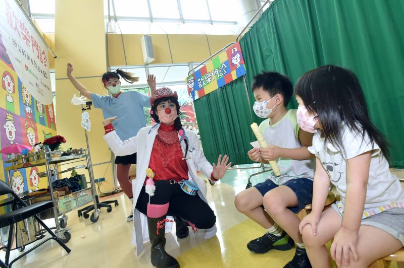 「歡樂門診」回來了！陪病童過母親節